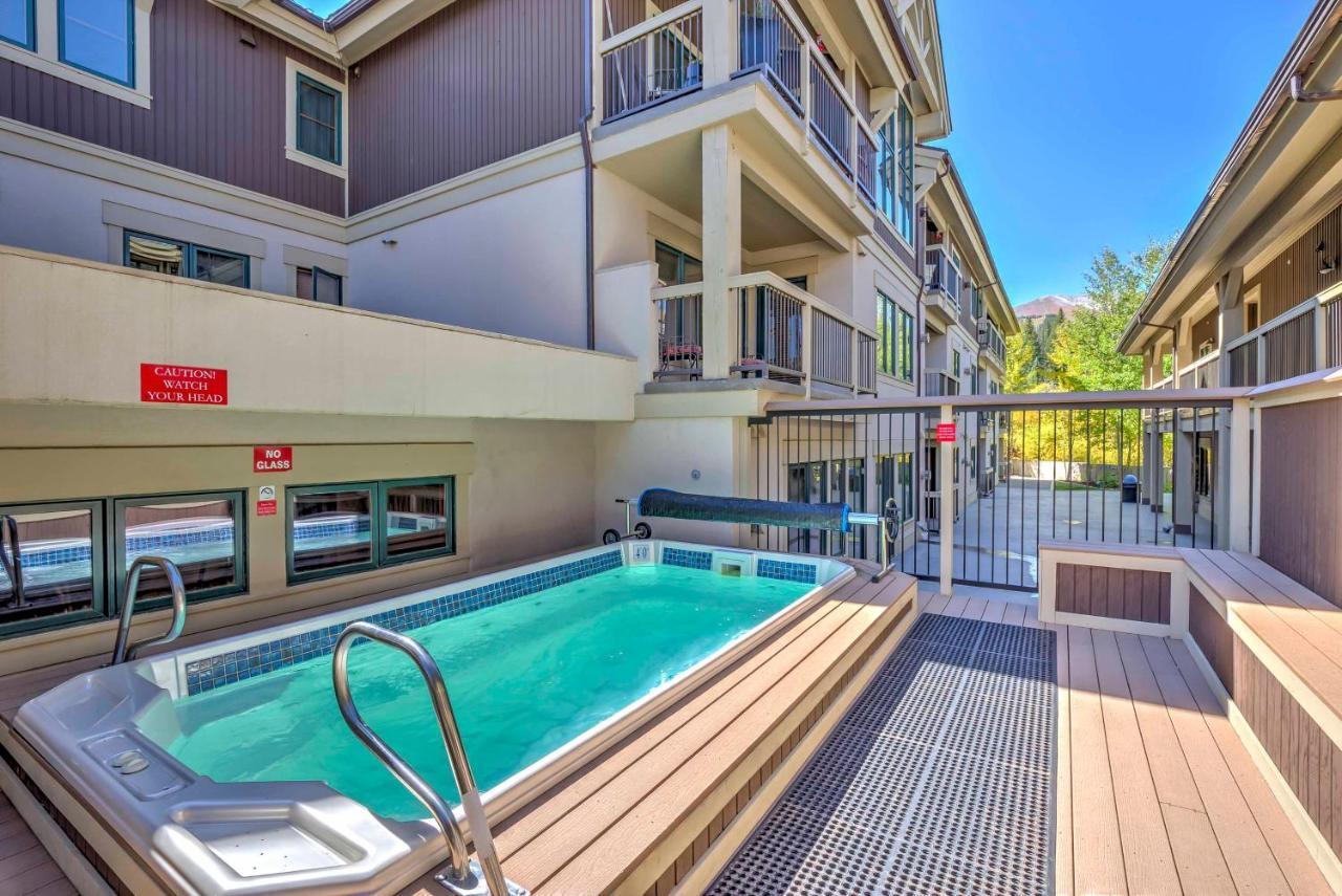 Breck Studio With Hot Tub Access, Walk To Main St! Брекенрідж Екстер'єр фото
