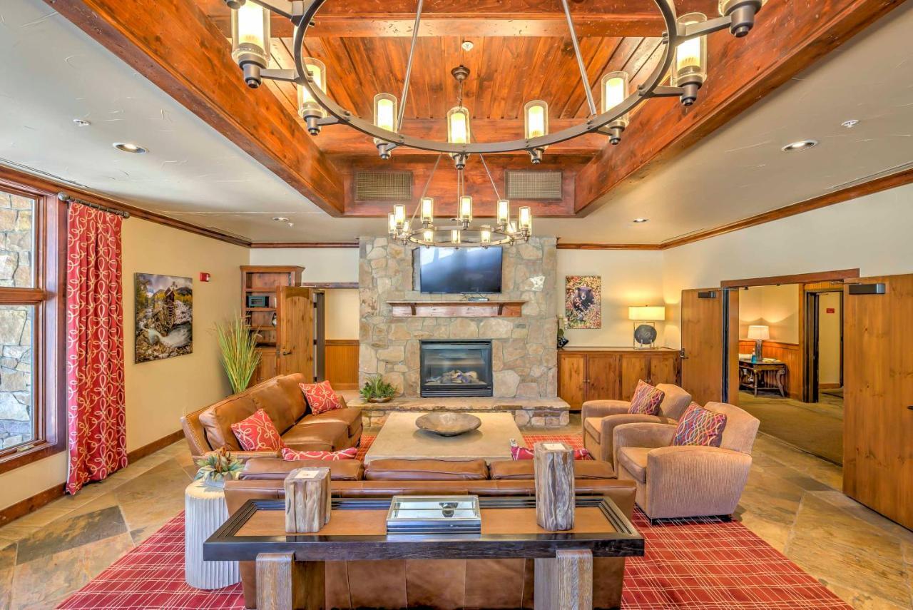 Breck Studio With Hot Tub Access, Walk To Main St! Брекенрідж Екстер'єр фото